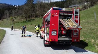 06.04.2018 Bindearbeiten FF02 06.04.2018 Bindearbeiten FF02